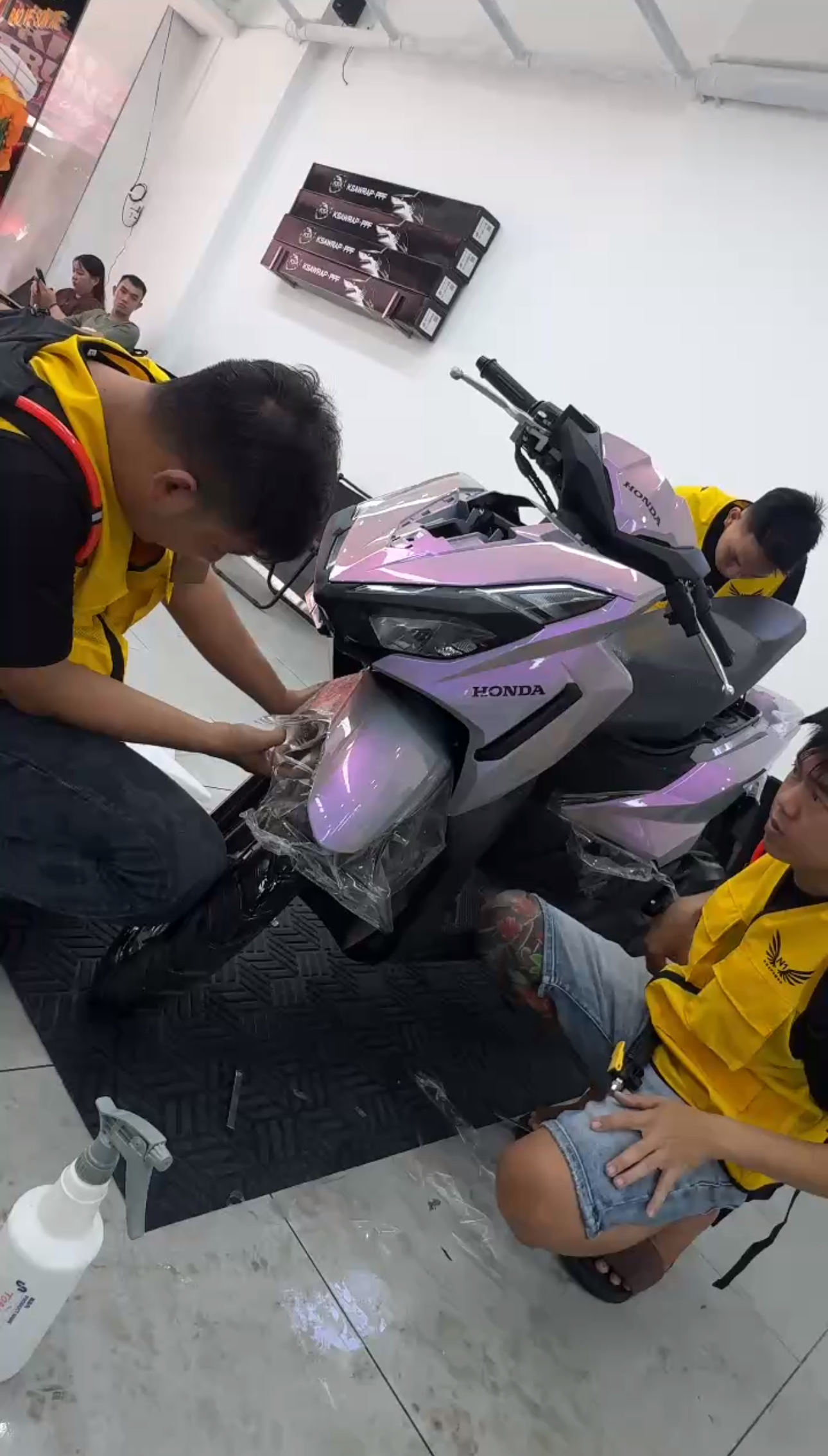 Decal Xe Bình Dương – Địa Chỉ Dán Decal Xe Uy Tín