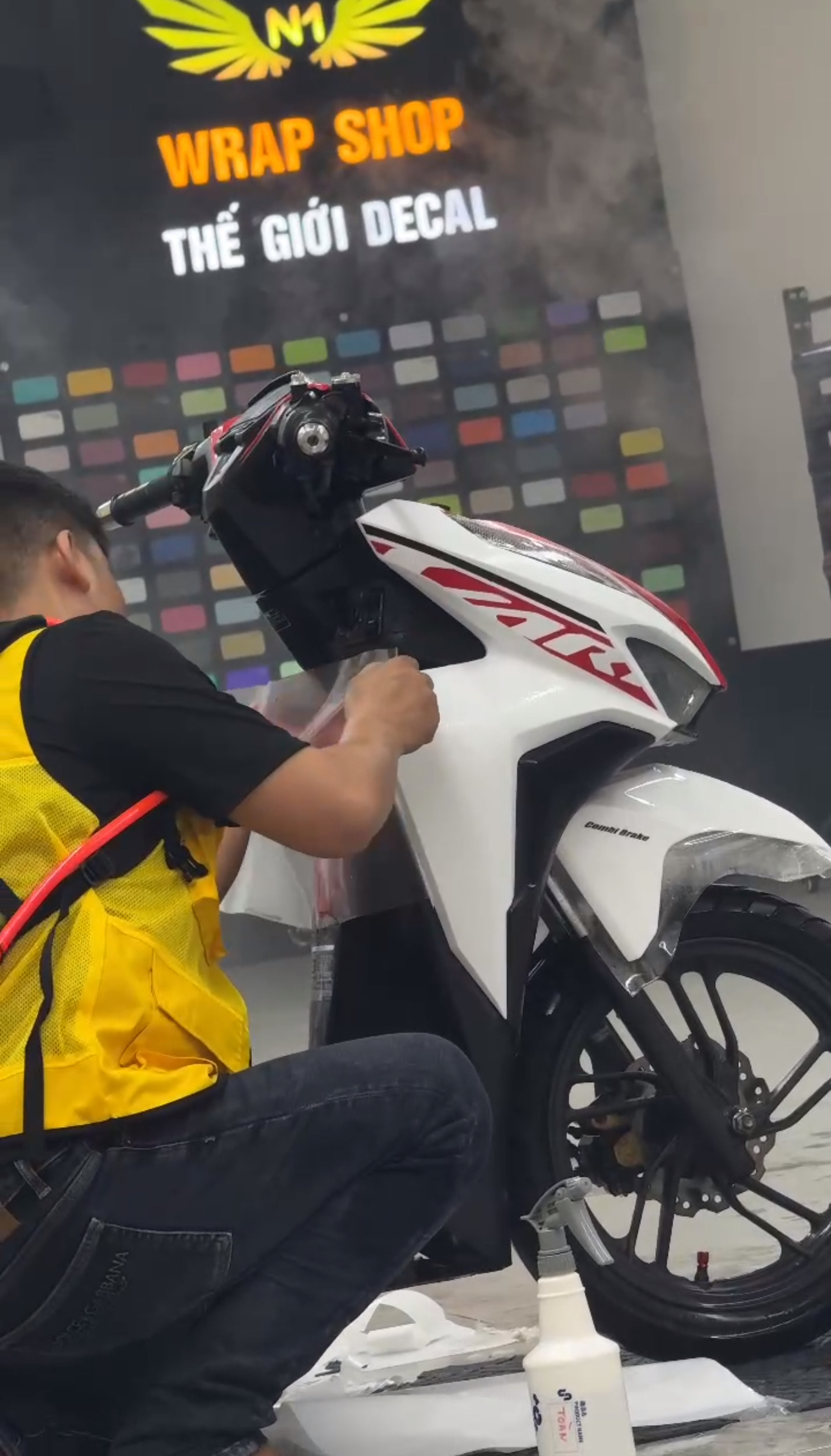 Decal Xe Bình Dương – Địa Chỉ Dán Decal Xe Uy Tín